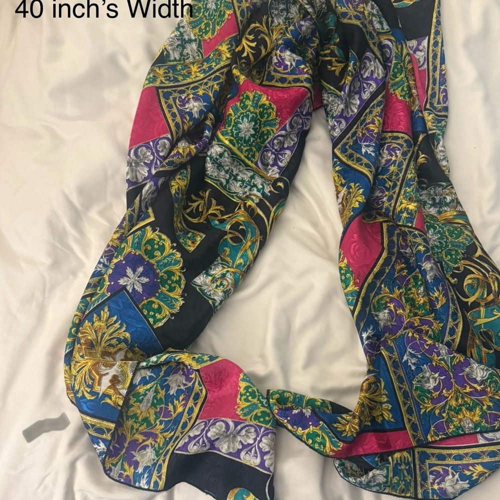 Elegant Multicolor Scarf
